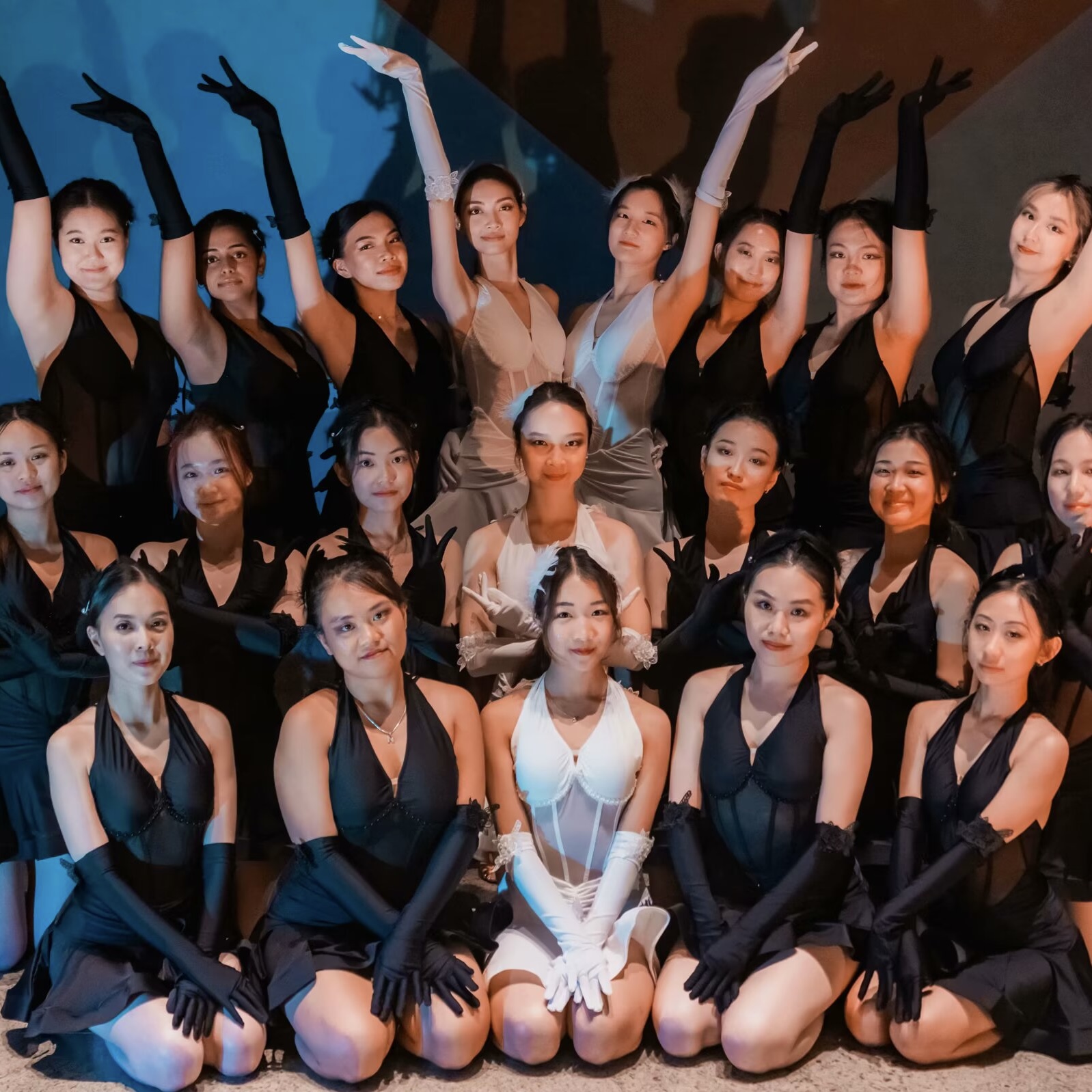 Viva Latinus performance 2